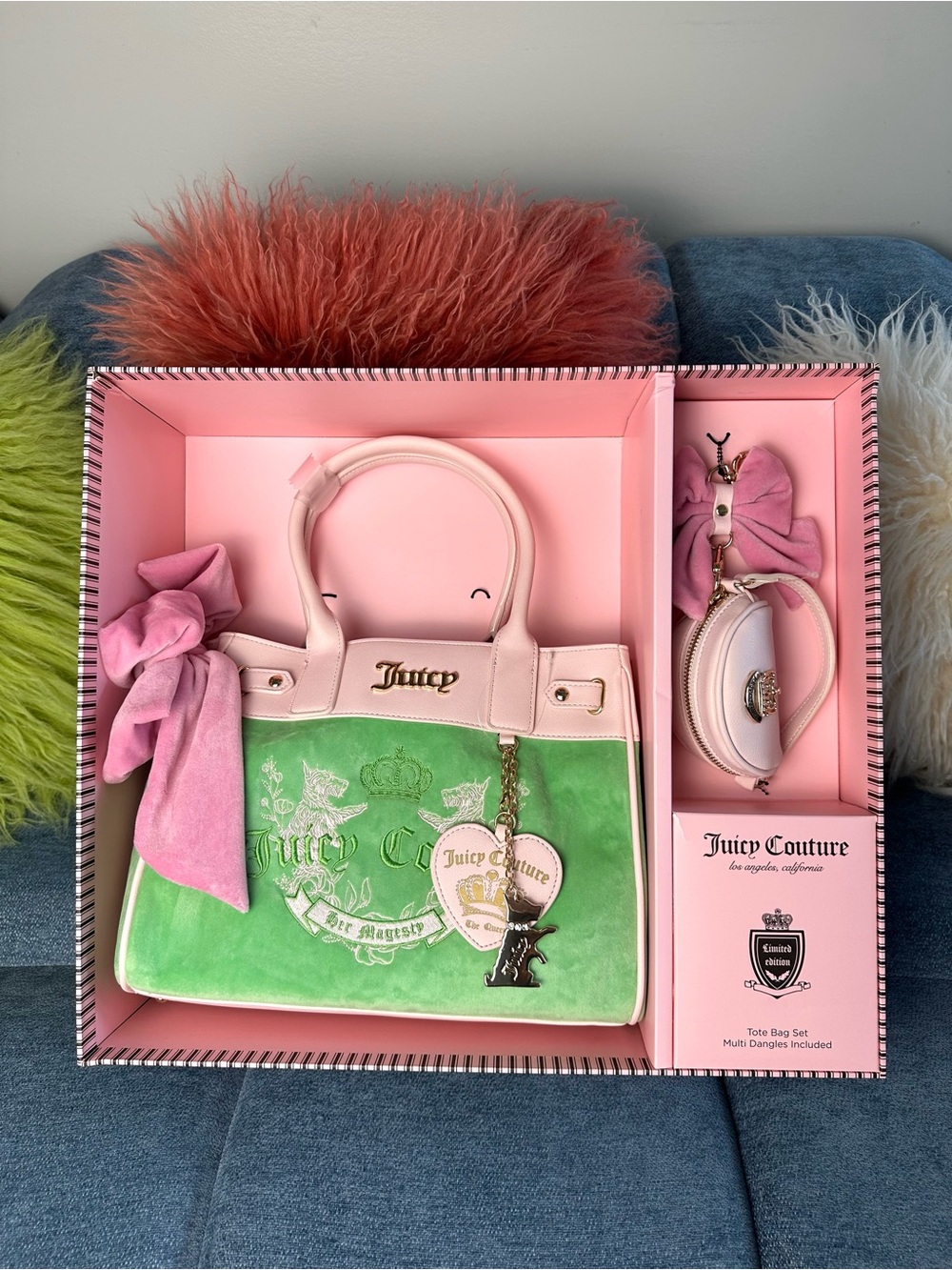 Juicy Couture Limited Edition Velour Tote Gift Set Pink Green Bow Coin Purse NWT